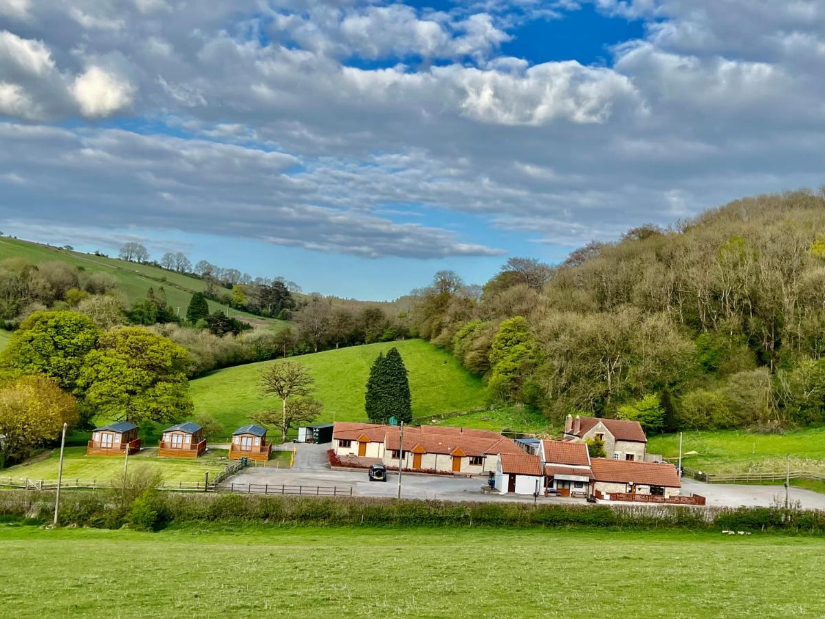 Shipham Lillypool Farm酒店 外观 照片